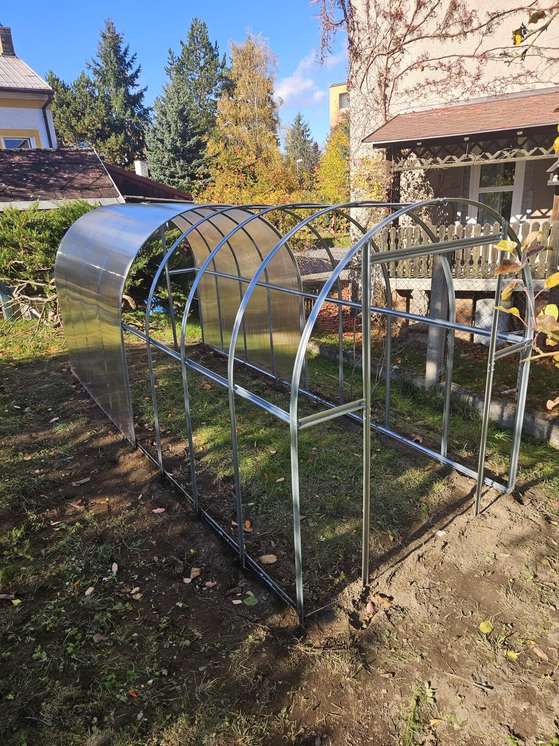 Zakrytí polykarbonátem